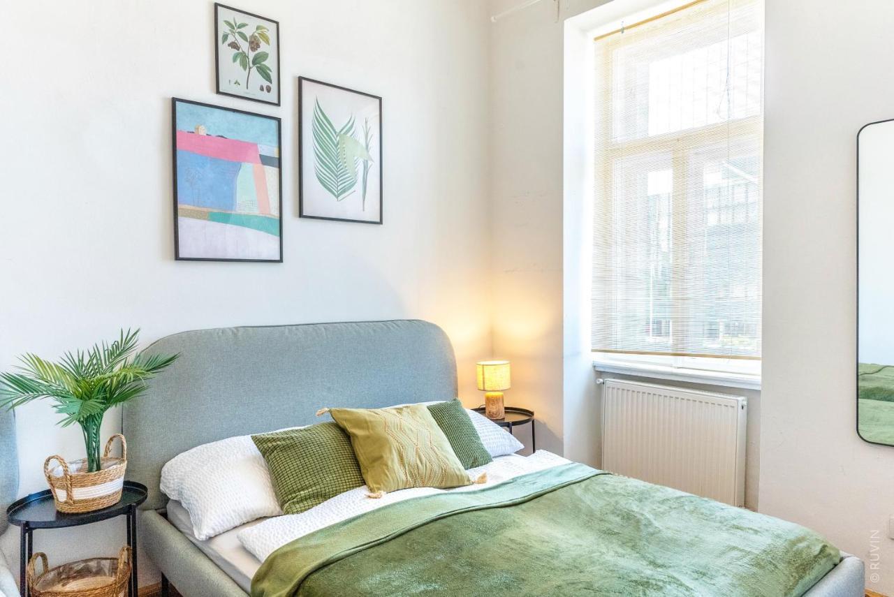 Designer Apartment, Central, Next To Danube Vienna Luaran gambar