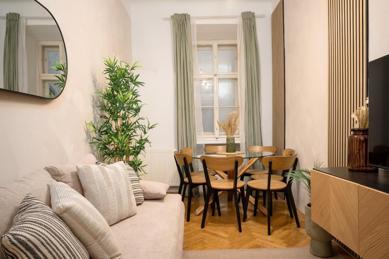 Designer Apartment, Central, Next To Danube Vienna Luaran gambar